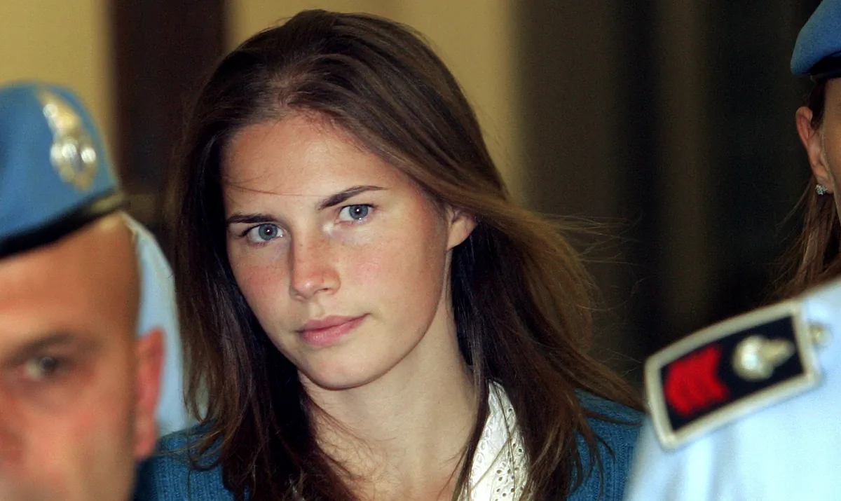 La alcaldesa de Perugia pide perdón por permitir el rodaje de una serie sobre un asesinato en la ciudad coproducida por Amanda Knox, la mujer condenada y luego absuelta