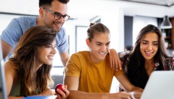 «La durabilité permet aux sociétés de se développer de façon plus éthique»: la RSE arrive au programme des grandes écoles