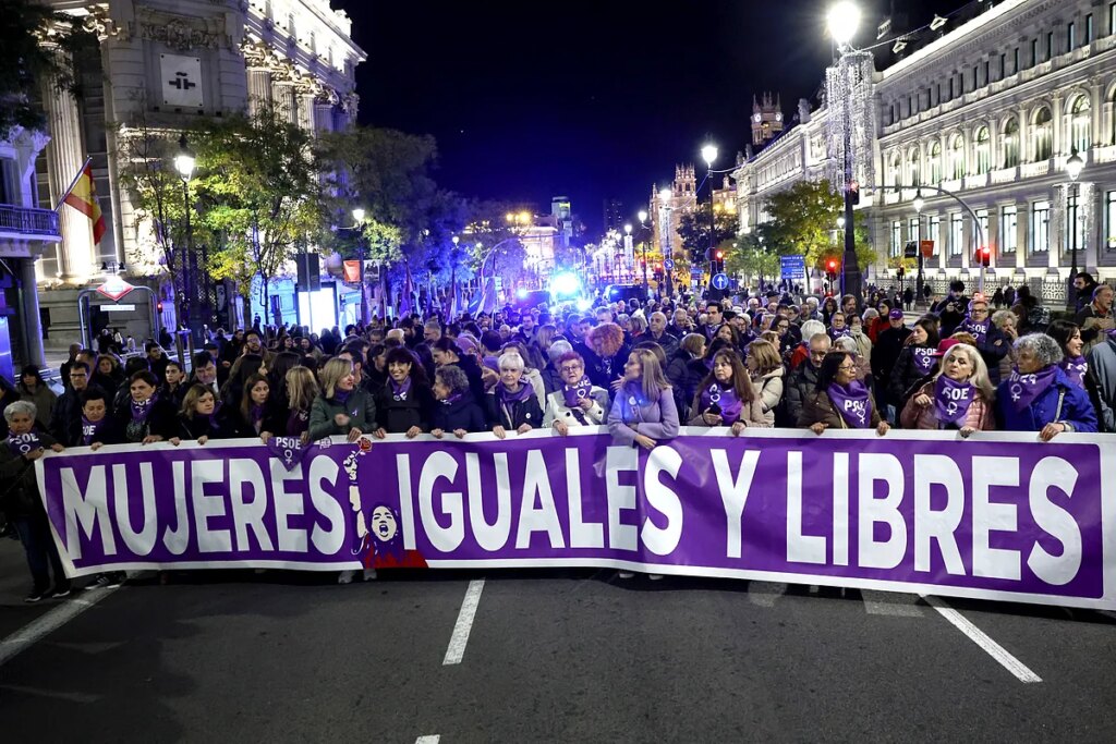 La ministra Redondo pide "erradicar el negacionismo de la violencia contra la mujer"