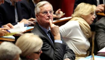 La pression monte sur Michel Barnier, menacé de censure avant Noël