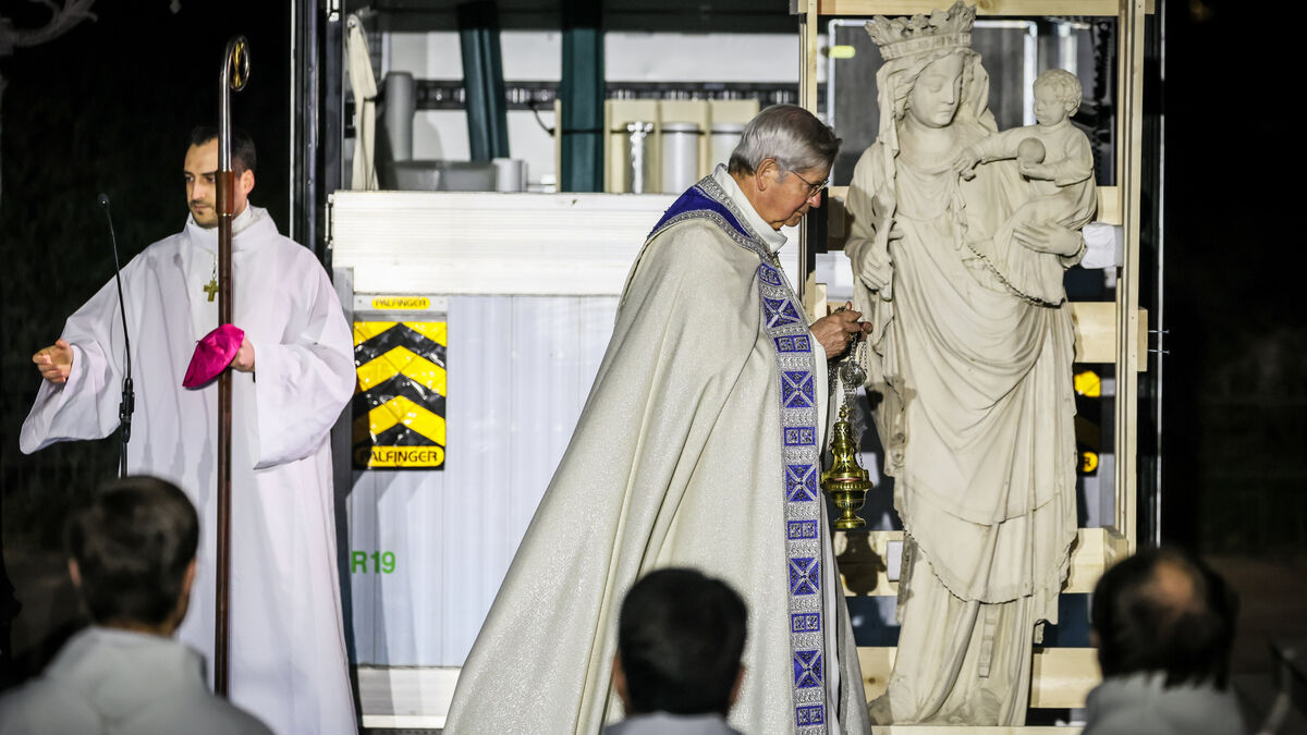 La statue de la Vierge du pilier de retour à Notre-Dame de Paris : « La crémaillère, c’est dans trois semaines ! »