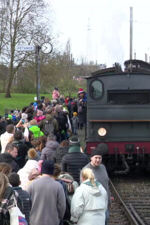 La tradition qui plaît à toute la famille: Un train très spécial pour rencontrer saint Nicolas