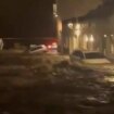 Las fuertes lluvias causan inundaciones en Cadaqués (Girona) y arrastran decenas de coches