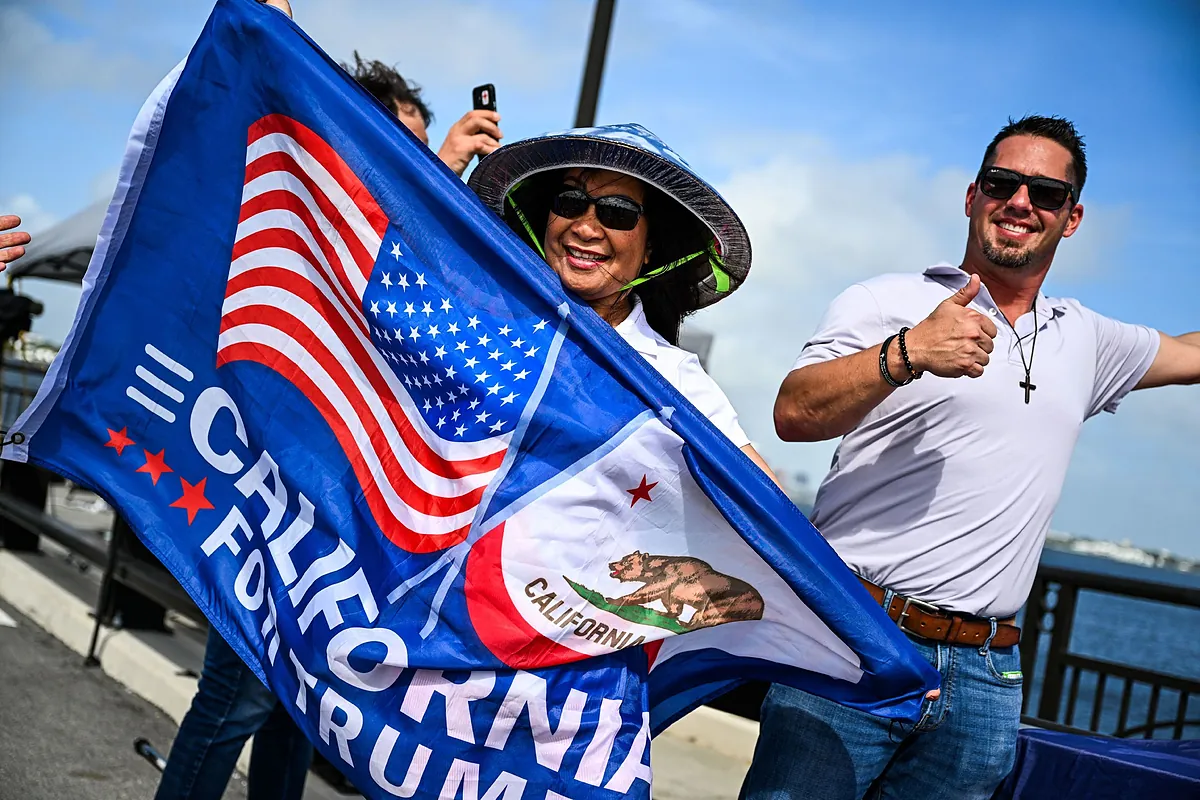 Latinos, negros y jóvenes: el cambio de bando histórico de las minorías en EEUU