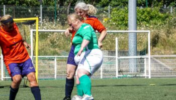 Le football en marchant, pour rester en mouvement