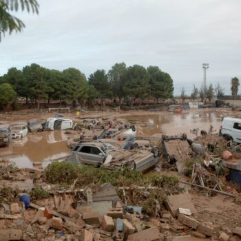 Les inondations de Valence révèlent un impensé dans les entreprises : l’impact des catastrophes climatiques sur le travail