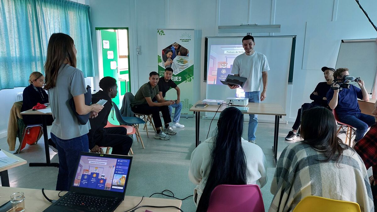 « L’espoir de changer les choses » : ce que les jeunes des quartiers populaires attendent de l’école de Banlieues Climat