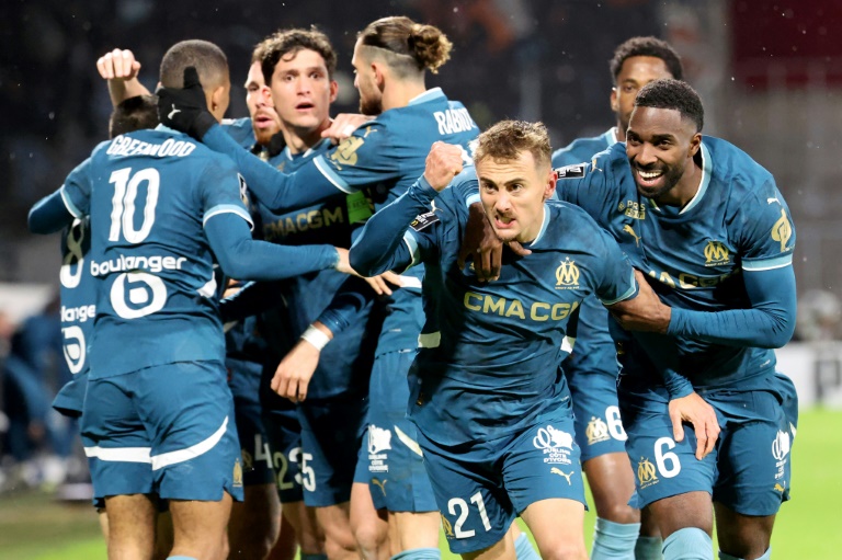 Ligue 1: Choc du podium entre l'OM et l'ASM, l'OL et Nice se disputent l'Europe