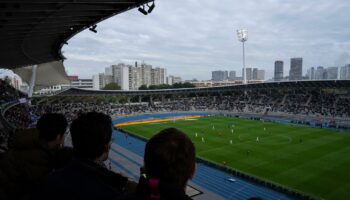 Ligue 2 : quatre blessés et sept interpellations lors d’affrontements entre supporters du Paris FC