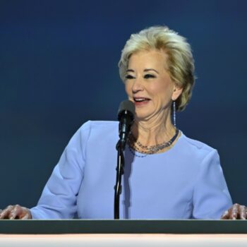 Linda McMahon: L'ex-patronne du catch américain nommée ministre de l'Éducation par Trump