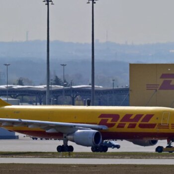 Litauen: DHL-Frachtflugzeug aus Leipzig stürzt auf Wohngebäude