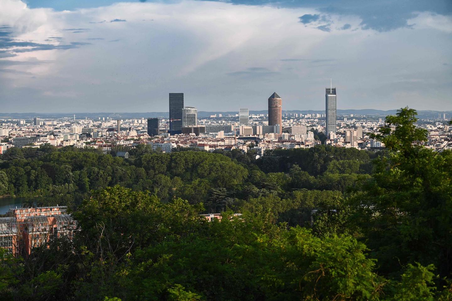 Logement : « Nos villes, trop chères, deviennent des lieux inaccessibles aux travailleurs et aux étudiants »