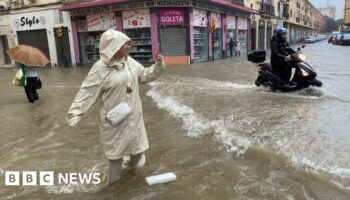 Málaga evacuates thousands as Spain issues more flood alerts