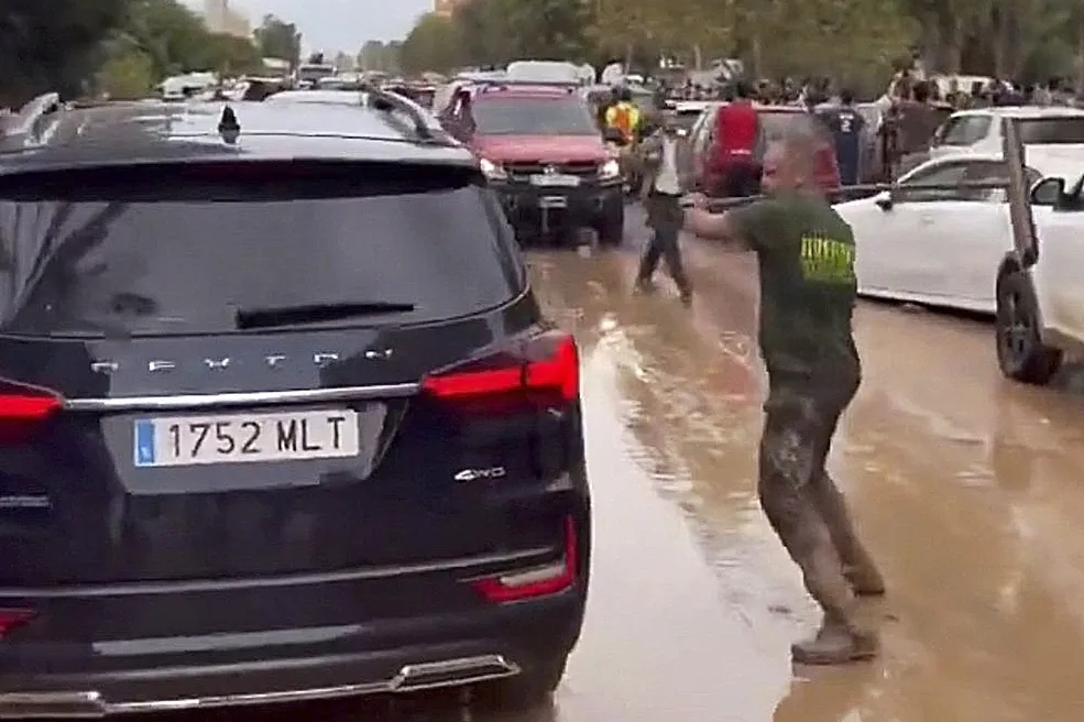 Malestar en la Guardia Civil por el despliegue de un cuerpo de élite en la detención de los agresores de Sánchez en la visita a Valencia