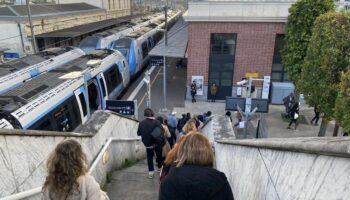 Mantes-la-Jolie : un militant communiste verbalisé... pour avoir tracté devant la gare