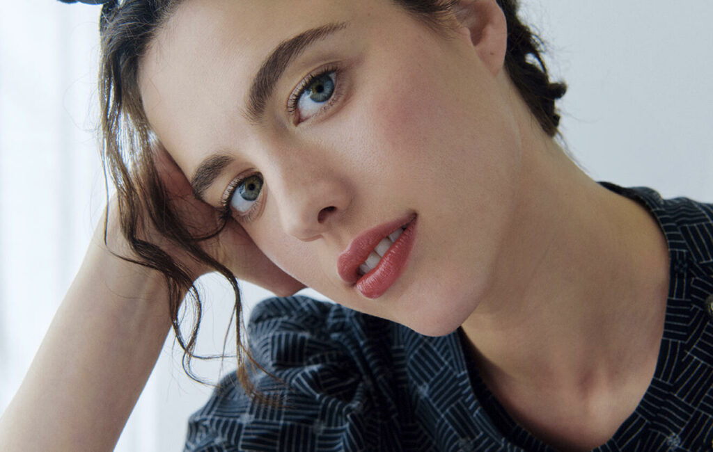 Margaret Qualley : “Préparez-vous à voir beaucoup mes fesses !”