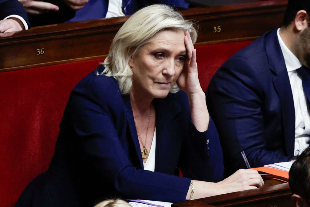 Marine Le Pen dit que le RN votera la censure contre le gouvernement Barnier « si le pouvoir d’achat des Français est amputé » par le budget