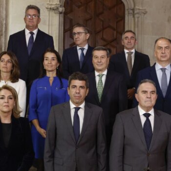 Mazón suprime el tope salarial para que los nuevos miembros de su Gobierno puedan cobrar más que él