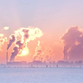 Meteorologie: Industrieanlagen als Schneemaschinen