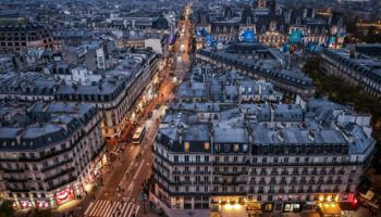 Moins de voitures, des logements sociaux rénovés… Comment Paris veut éviter le scénario d’une ville sous 50 °C