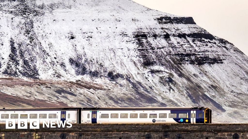 More snow and ice expected as UK braces for ‘first taste of winter’