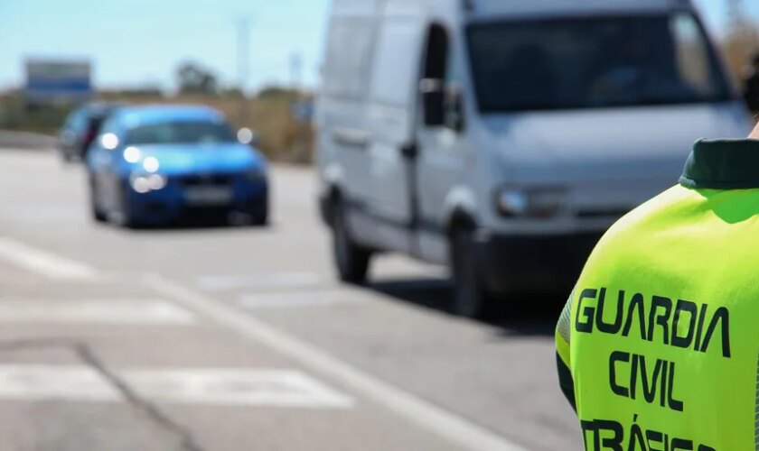 Muere un anciano atropellado por un camión en Níjar (Almería)