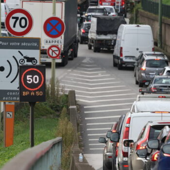 Municipales à Paris : 30 km/h en ville, périphérique à 50 km/h, place de la voiture… ce qu’en pensent les habitants