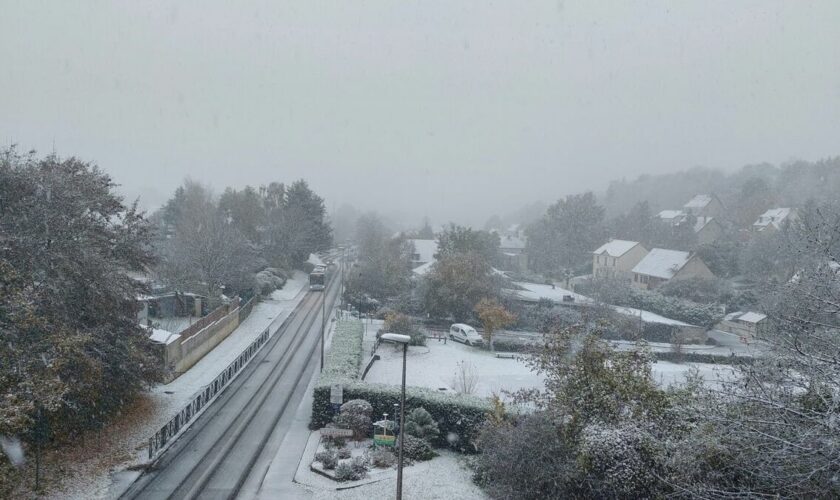 Neige dans les Yvelines : sortie des élèves dès 15 heures ce jeudi, aucun transport scolaire vendredi