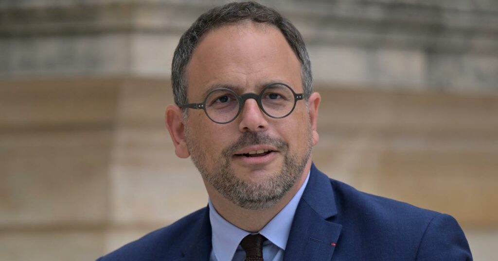 «On est nombreux à ne pas comprendre qu’il ait basculé»: Aurélien Rousseau, l’ancien ministre qui s’est fondu dans la masse du NFP