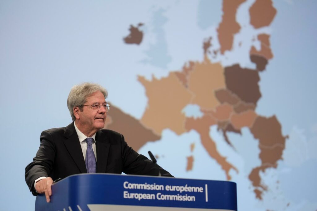 Paolo Gentiloni, commissaire aux affaires économiques : « Nous vivons la fin d’une illusion européenne »