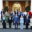 Pedro Sánchez preside la nueva foto oficial del Gobierno tras la salida de Ribera y la entrada de Aagesen