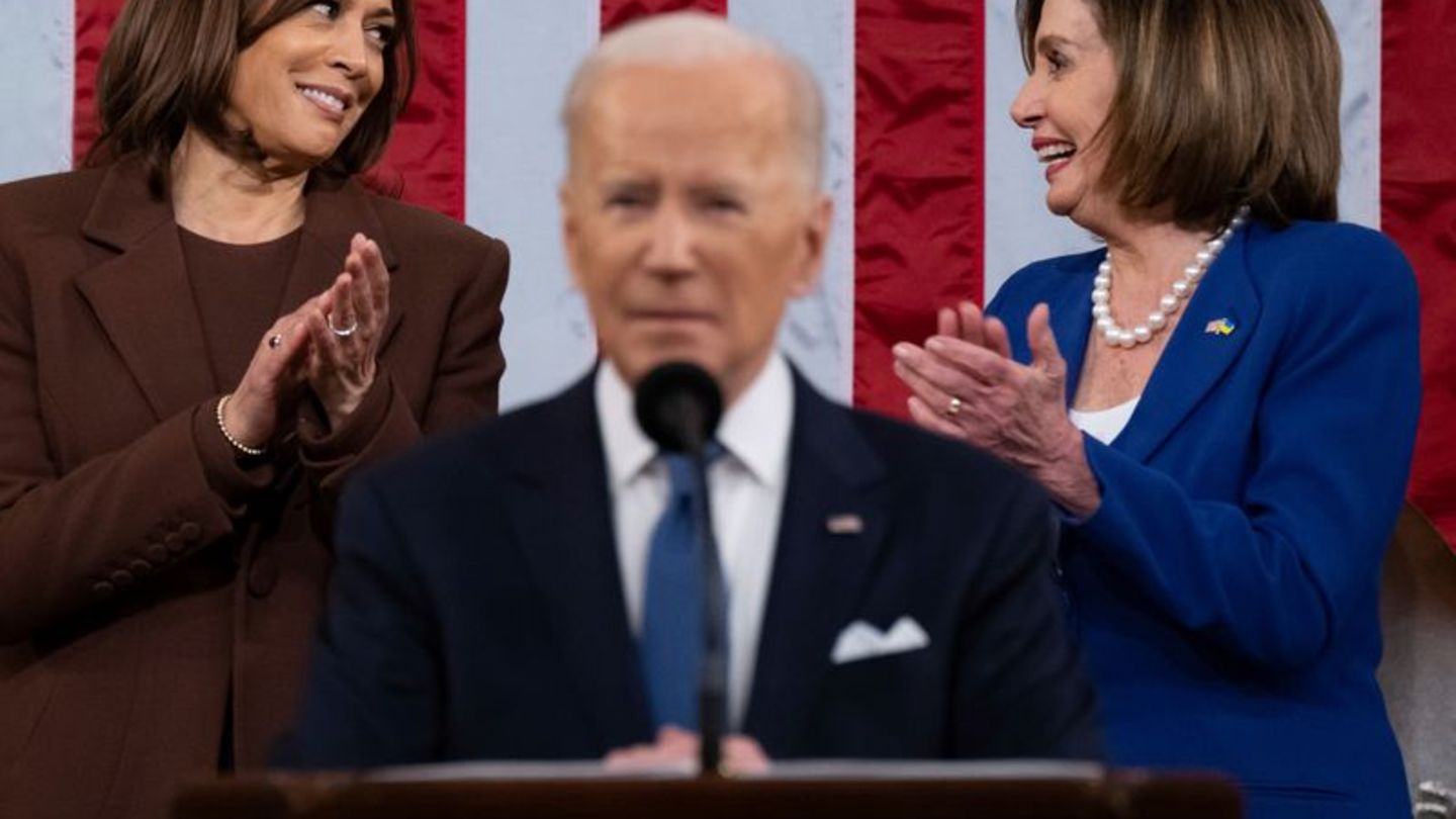 Einst vereint in trauter Dreisamkeit: Vizepräsidentin Harris, Präsident Biden und Parlaments-Frontfrau Pelosi. (Archivbild) Foto