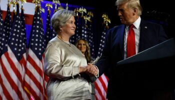 Présidentielle américaine : Trump annonce qu’il fera de Susie Wiles, architecte de sa campagne, sa cheffe de cabinet