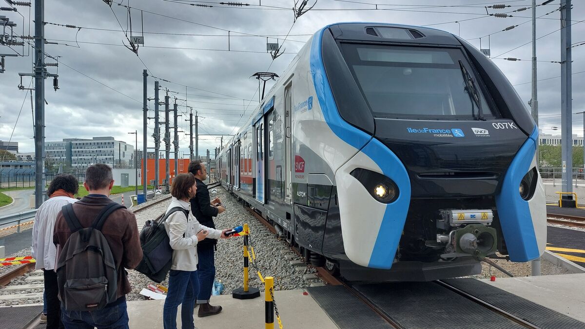 Prolongement du RER E jusqu’à Mantes : les 6 trains par heure ne seront pas au rendez-vous avant « fin 2029 »