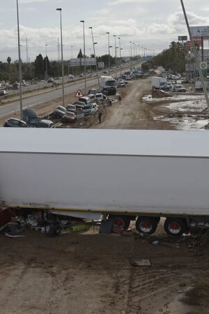 Queda restringida la circulación por todas las carreteras de acceso a la zona cero de la DANA hasta la medianoche del domingo