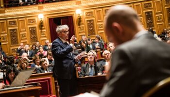 Réforme des bourses pour les étudiants, label pour l’enseignement privé : le ministre Patrick Hetzel se donne du temps pour arbitrer