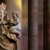 Rescapée de l’incendie, la statue de la Vierge à l’Enfant regagne la cathédrale Notre-Dame