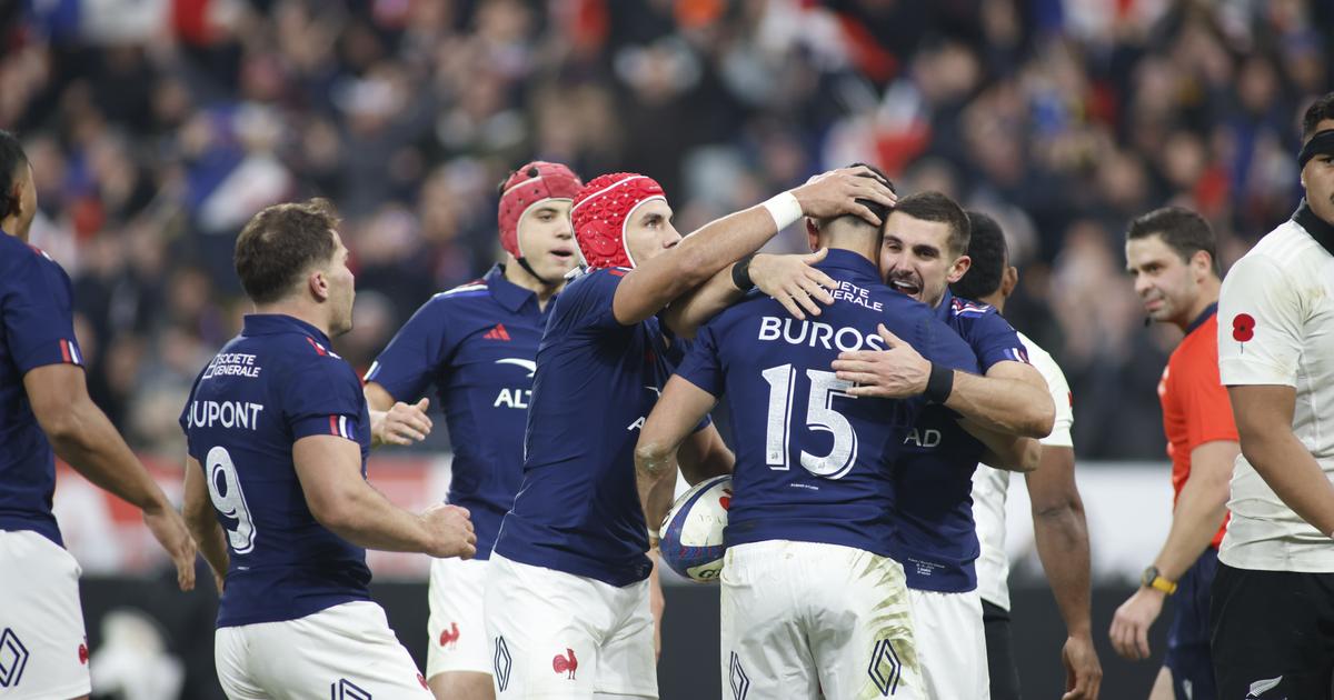 Rugby : les Bleus viennent à bout des All Blacks au bout du suspense