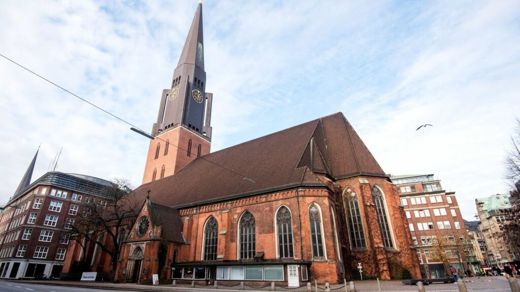 Ausgerechnet in der Advents- und Weihnachtszeit muss die Hamburger Hauptkirche St. Jacobi ihre Pforten komplett schließen, um we