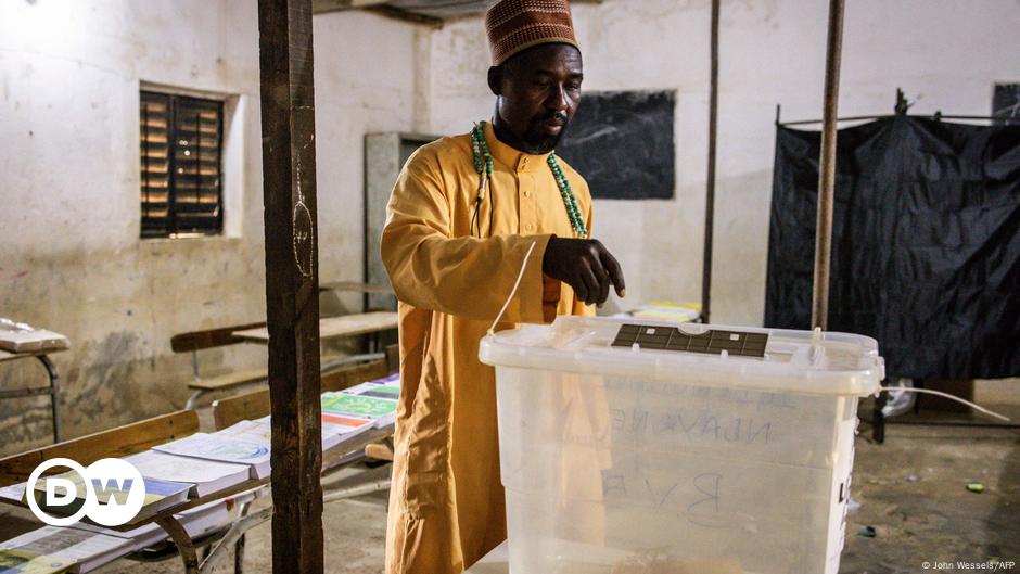 Senegal's new president seeks majority in parliamentary vote