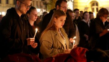 Serbie: quatorze morts dans l'effondrement d'un toit de gare, journée de deuil samedi