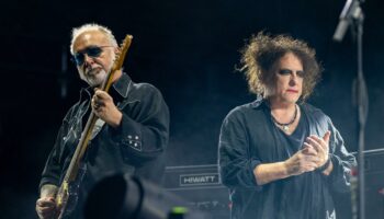 « Songs of a Lost World », la procession mélancolique et fiévreuse de The Cure