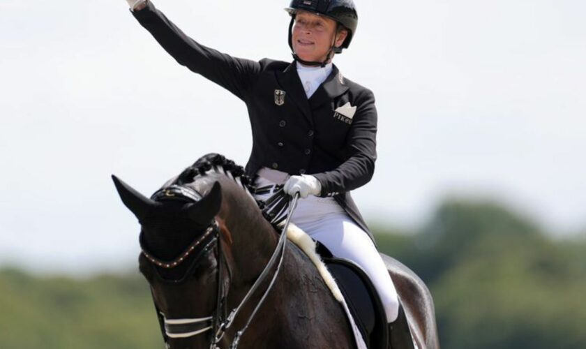 Isabell Werth wurde als "Legende des Sports" geehrt. Foto: Rolf Vennenbernd/dpa