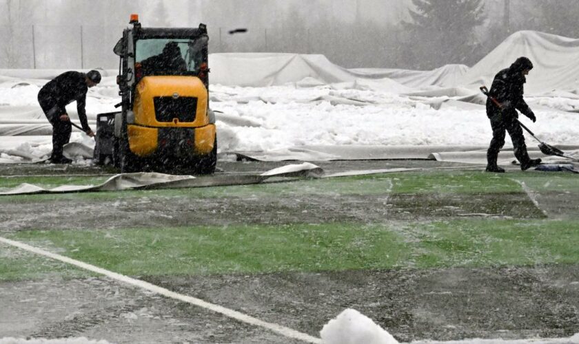 Tempête de neige en Finlande : des dizaines de milliers de foyers privés d’électricité