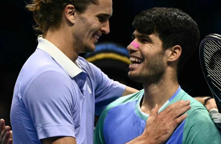 Tennis: Zverev en patron dans le dernier carré, Alcaraz fait ses valises