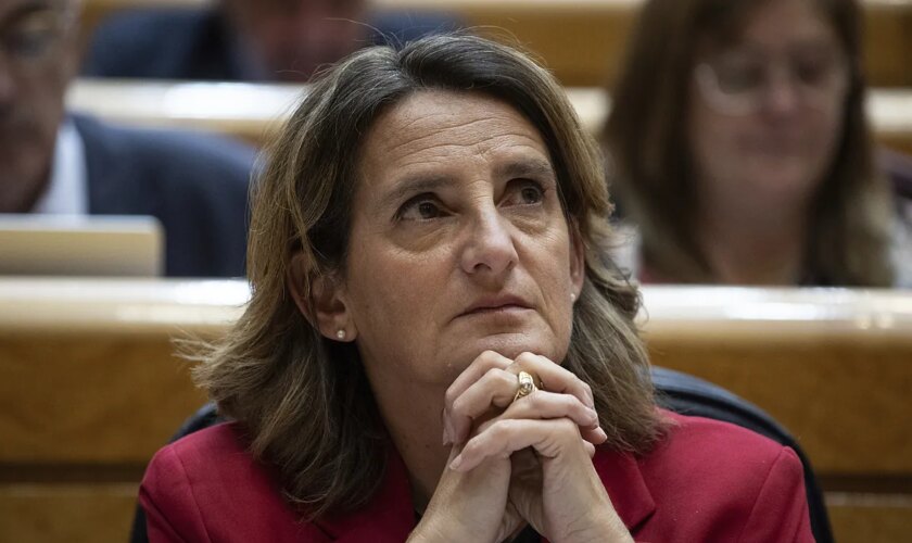 Teresa Ribera llega al examen del Parlamento Europeo con tres querellas en el Supremo por la inacción de su ministerio ante la DANA