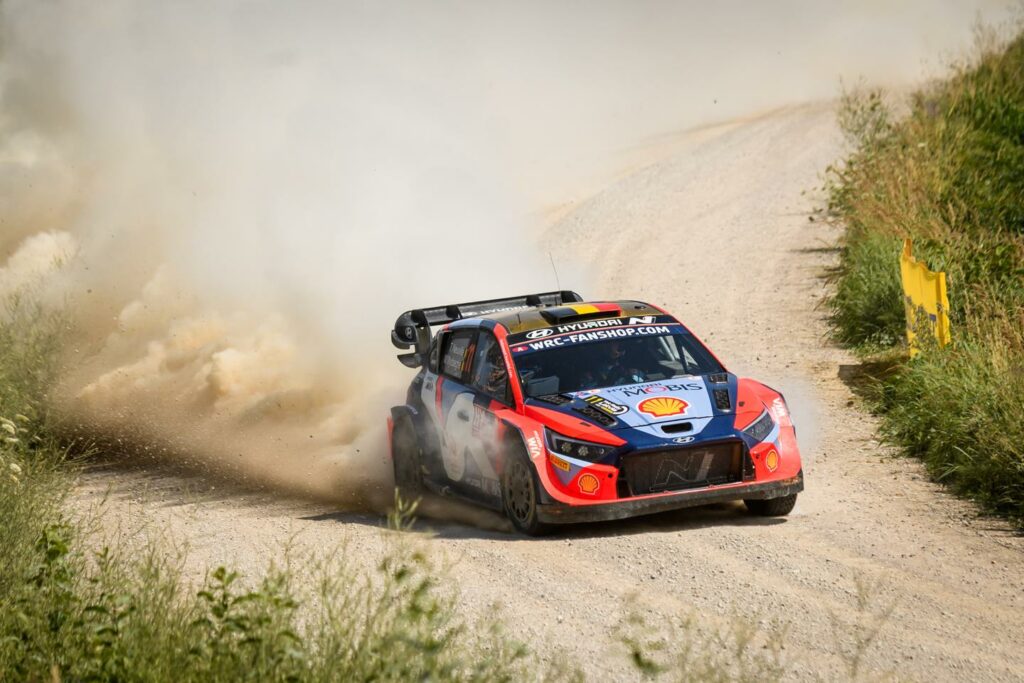 Thierry Neuville, l’éternel second du rallye tout près de décrocher le Graal