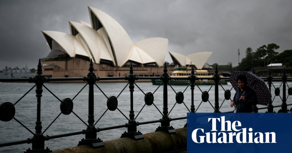 Thunderstorms, hail and and possible flash flooding forecast for Sydney after days of intense heat