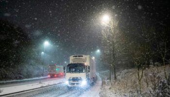 UK snow warning today: Full list of areas facing travel chaos and school closures