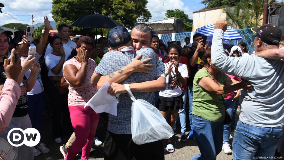 Umfangreiche Freilassungen von Häftlingen in Venezuela